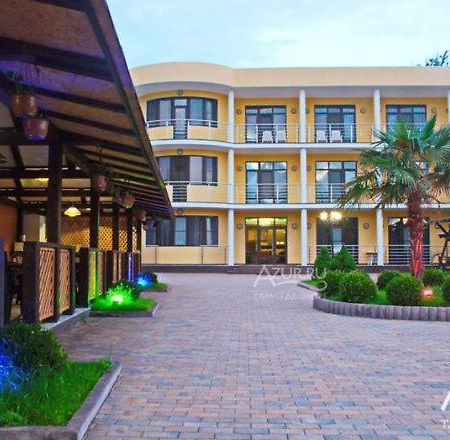 Hotel Danelyan Пицунда Екстериор снимка