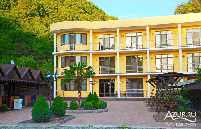 Hotel Danelyan Пицунда Екстериор снимка